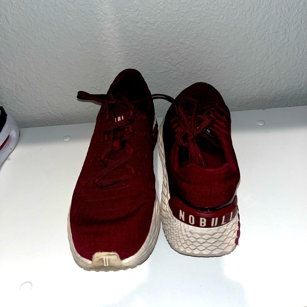 Size 8 No Bull shoes